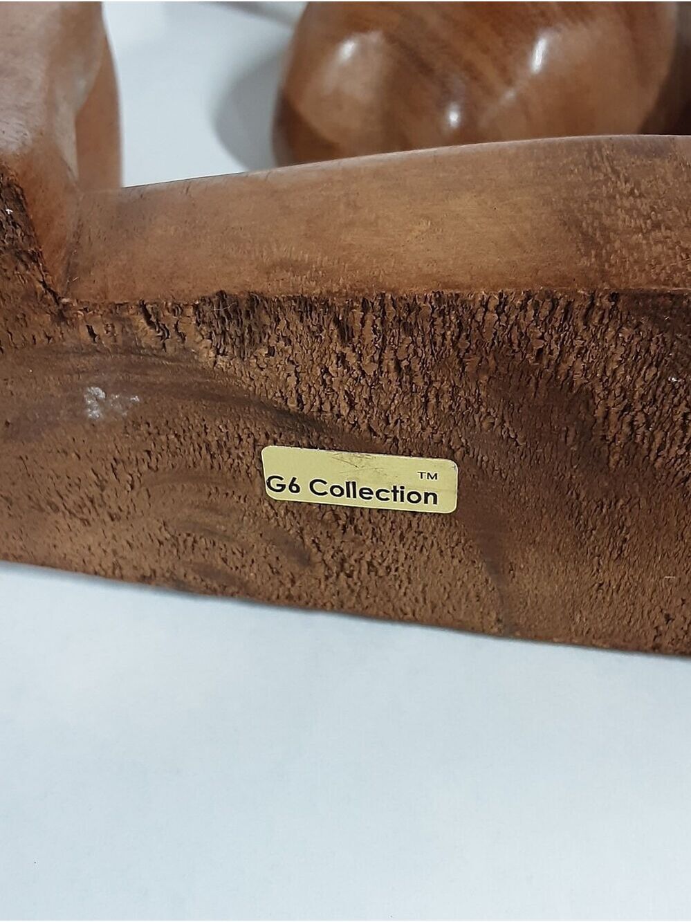 G6 Collection Large Hand-Carved Suar Wood Thinking Man - Picture 2 of 10